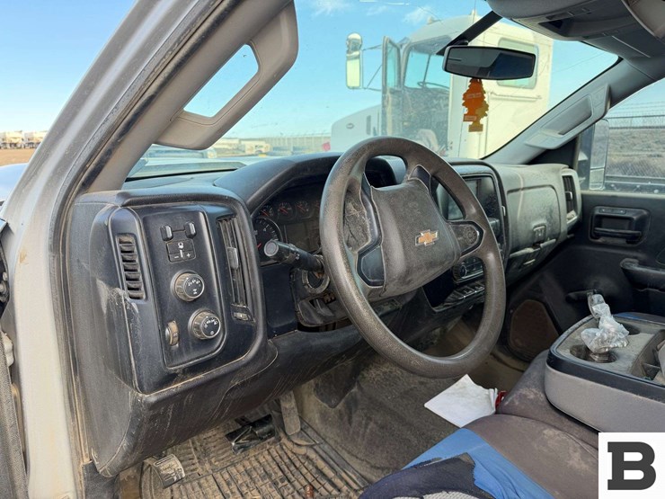 2018-chevrolet-silverado-3500-image-20