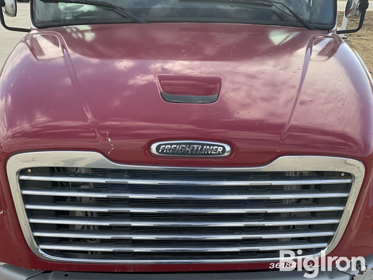 2009-massey-ferguson-730-image-11