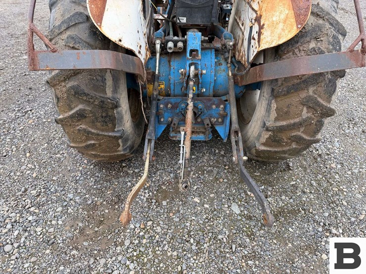 1986-ford-4610-image-17