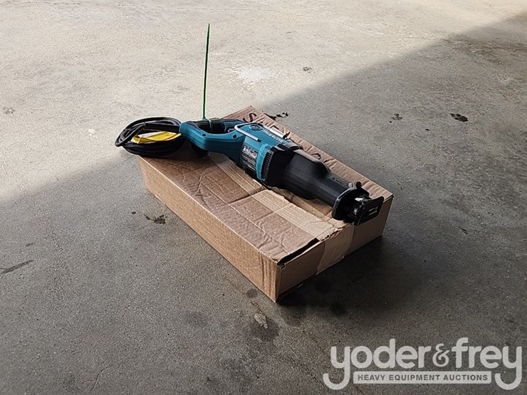 makita-corded-reciprocating-saw,-recondition(-jr3051t)-(1-yr-factory-warrenty)-image-1