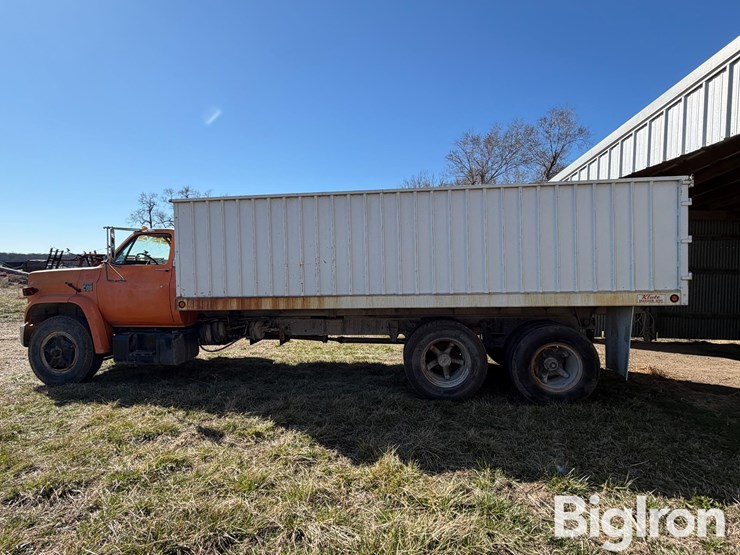 1977-chevrolet-c65-image-8