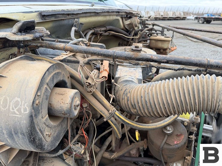 1986-ford-f700-image-34