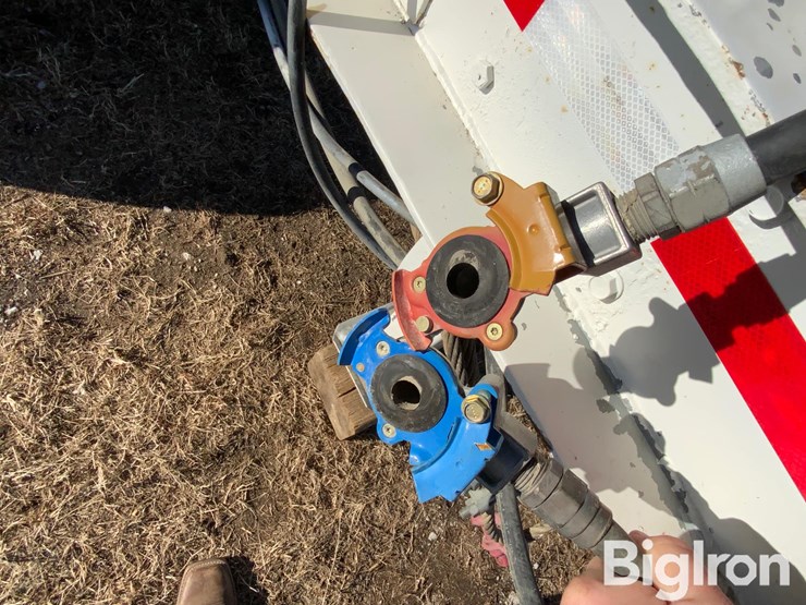 1973-cornhusker-grain-image-19