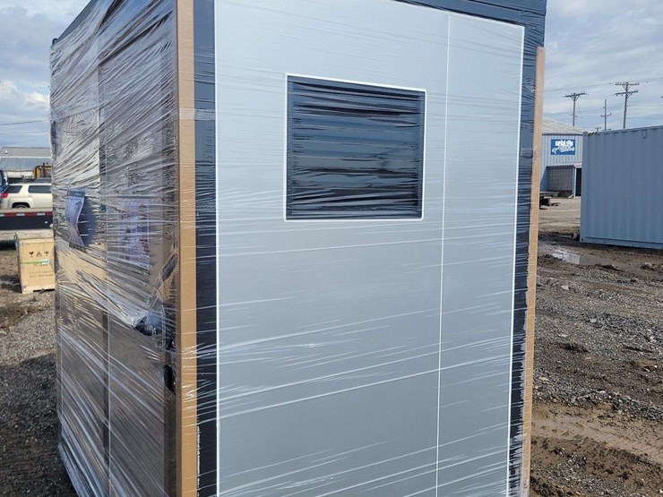 (1)-kj-heavy-duty-portable-restroom-7'-4"x-5'-x-8'-model:k1522-image-7