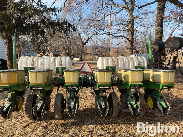 john-deere-7000-image-6