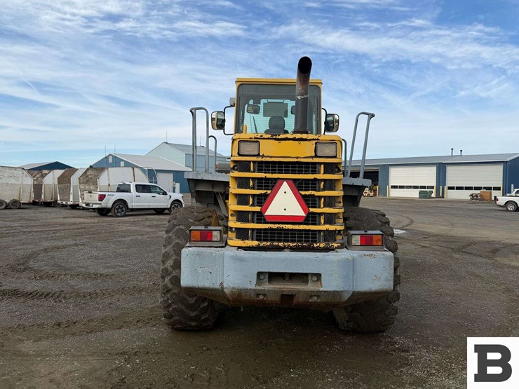 2001-komatsu-wa380-3-image-4