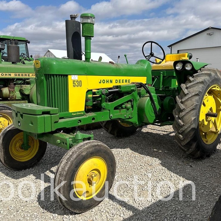 JOHN DEERE 530