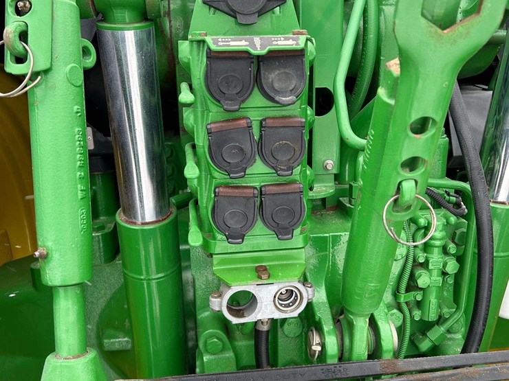 2000-john-deere-7810-image-10