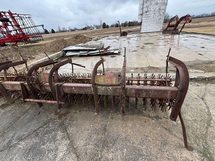 international-300-image-2