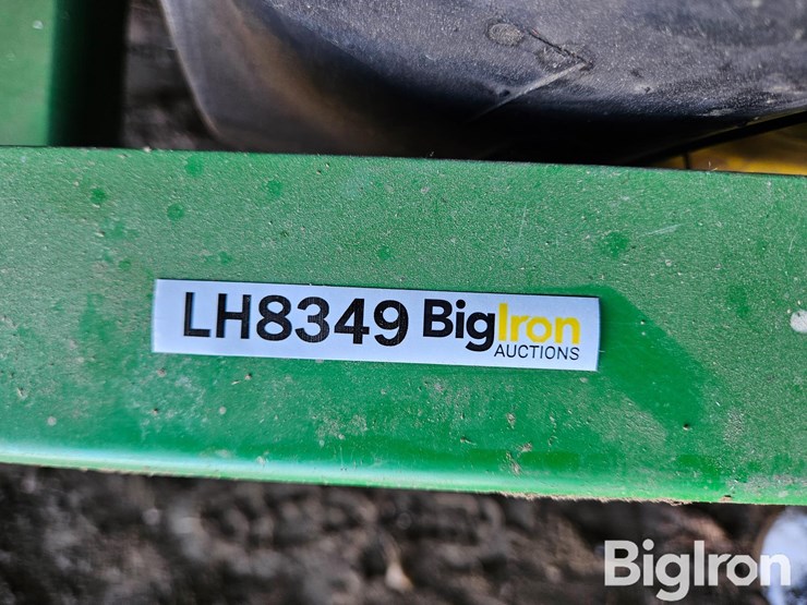 john-deere-7300-image-12