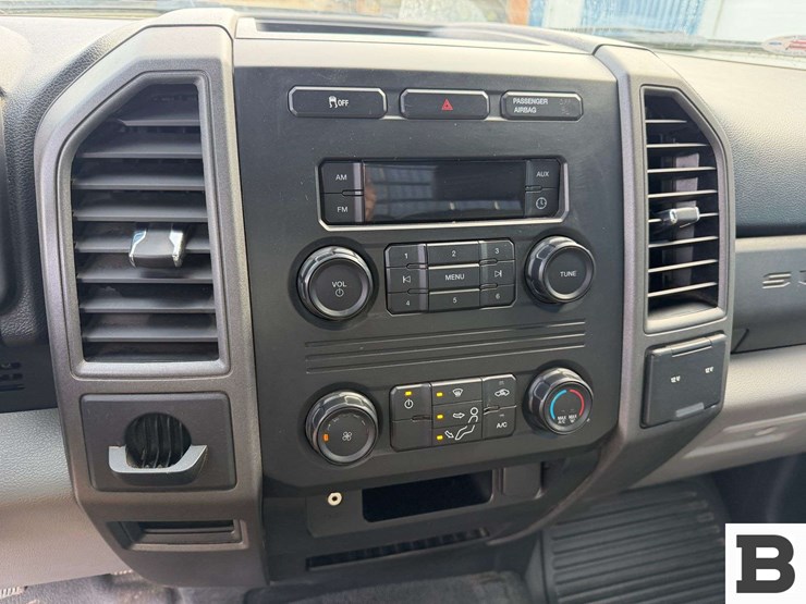 2019-ford-f350-image-28