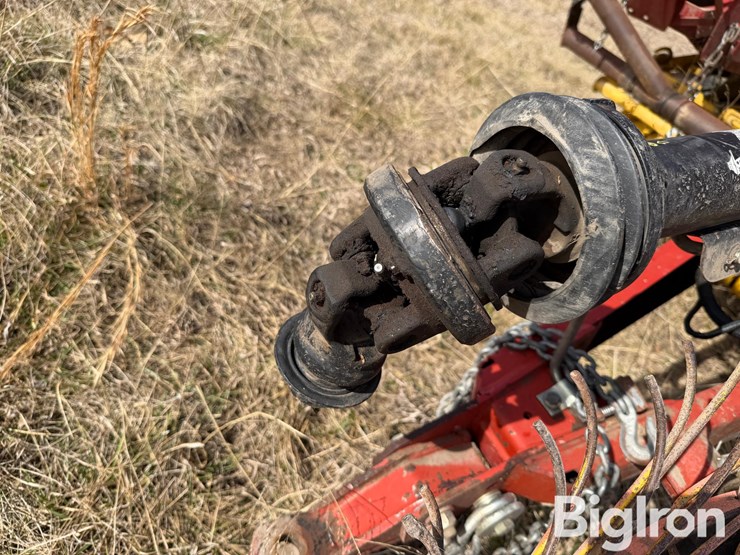 2004-new-holland-br780-image-15