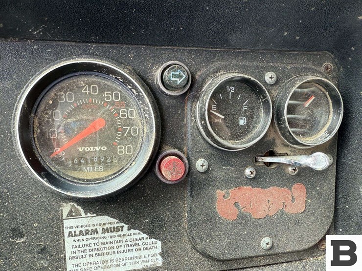 1996-volvo-wx-feed-truck---albany,-or-image-74