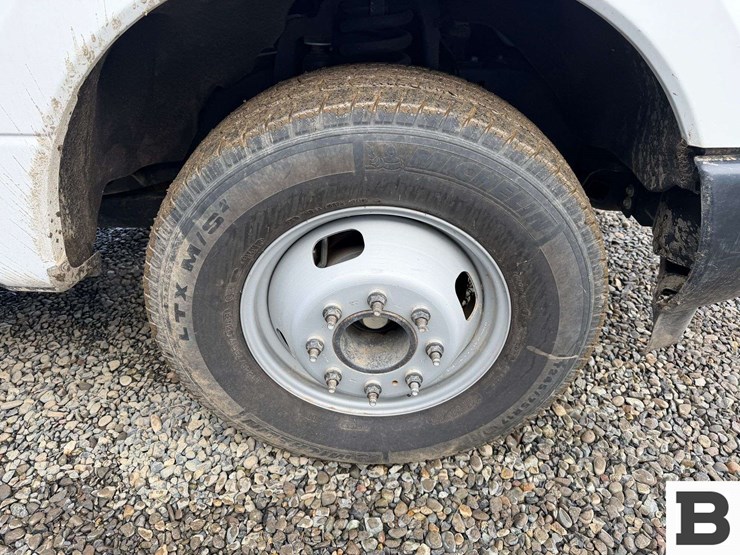 2019-ford-f350-image-15