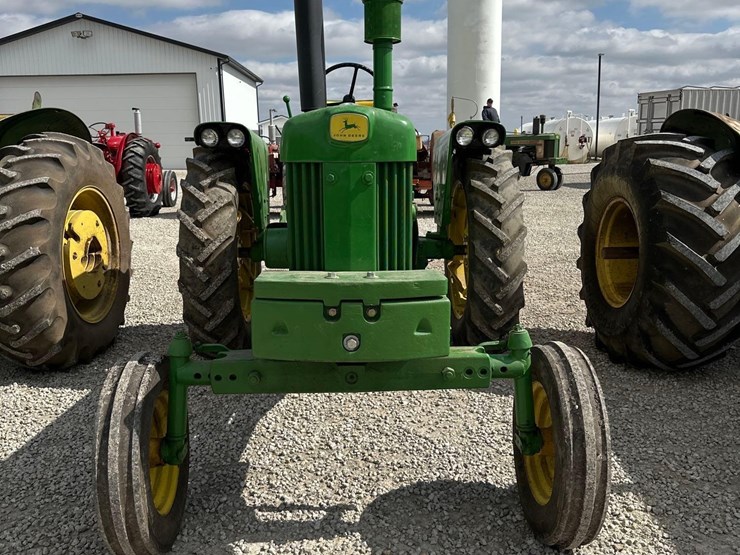john-deere-530-image-2