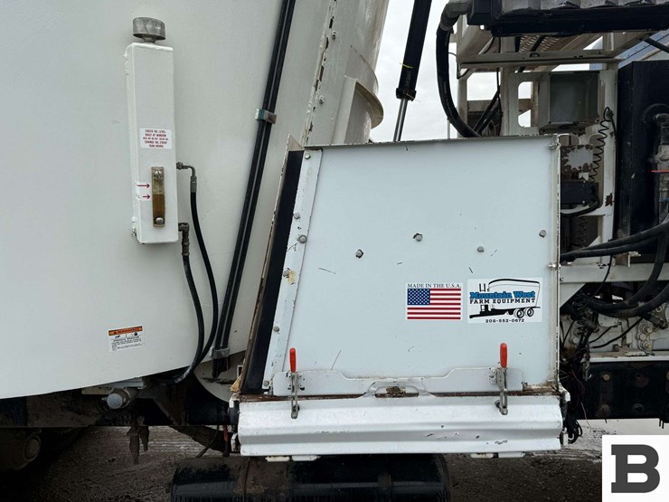 2013-kenworth-t800-image-63