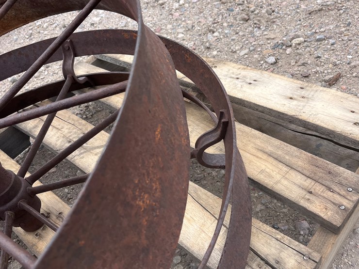 #2000-•-2-small-antique-steel-wheels-image-7