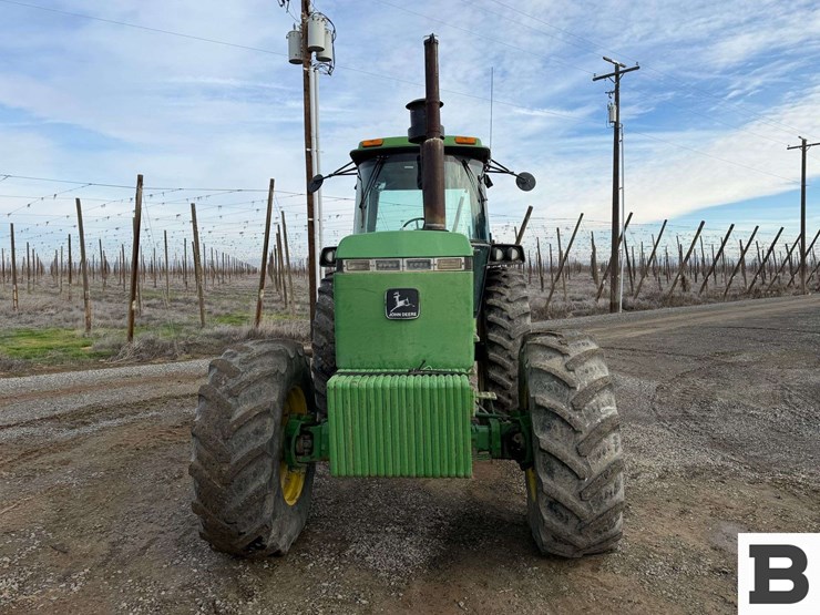 1989-john-deere-4755-image-10