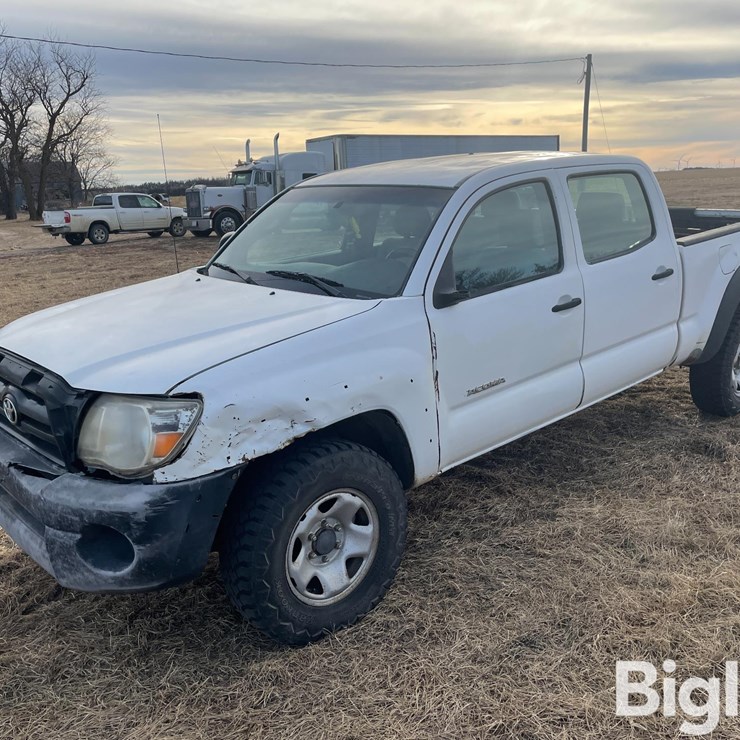 2005 TOYOTA TACOMA