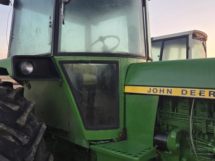 john-deere-4230-image-6