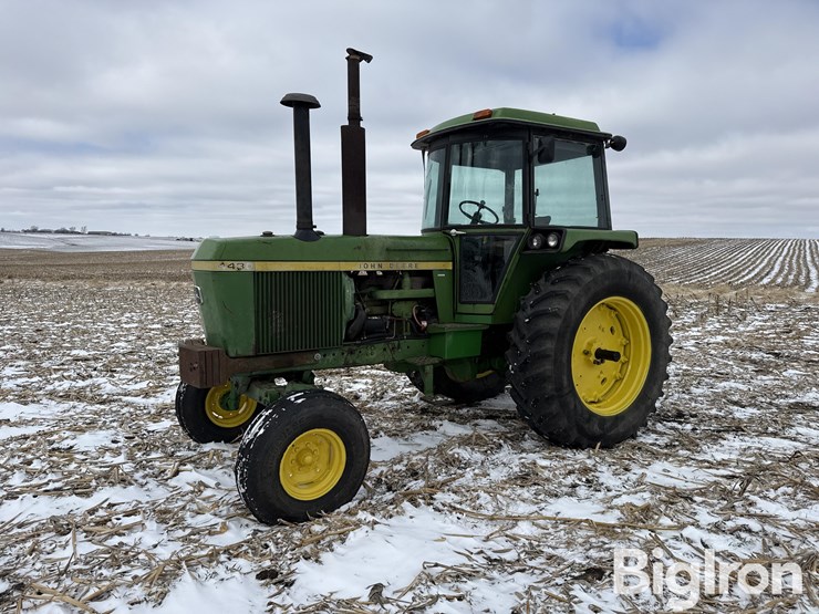 john-deere-4430-image-1
