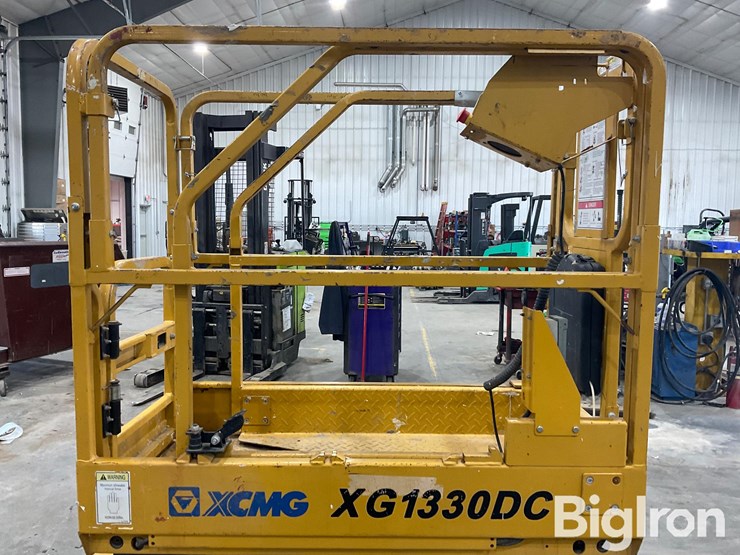 2021-massey-ferguson-730-image-18