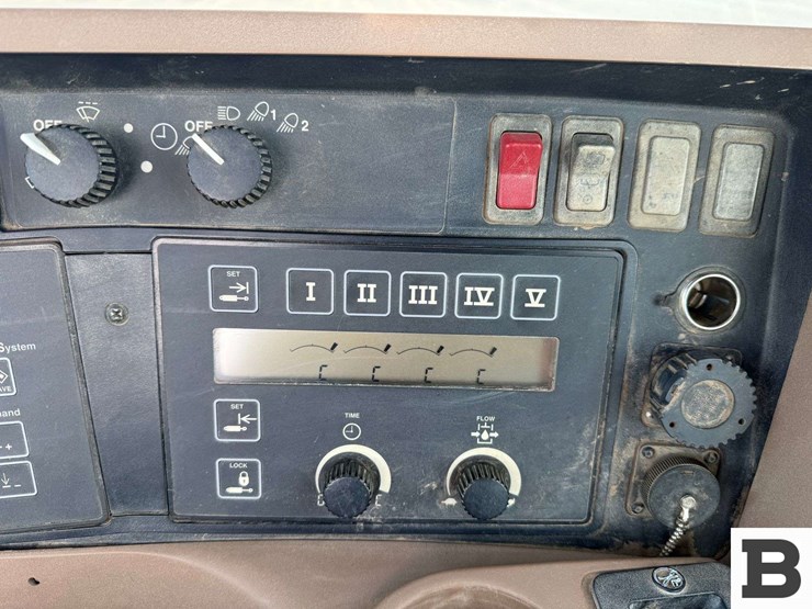 2003-john-deere-8520t-image-69