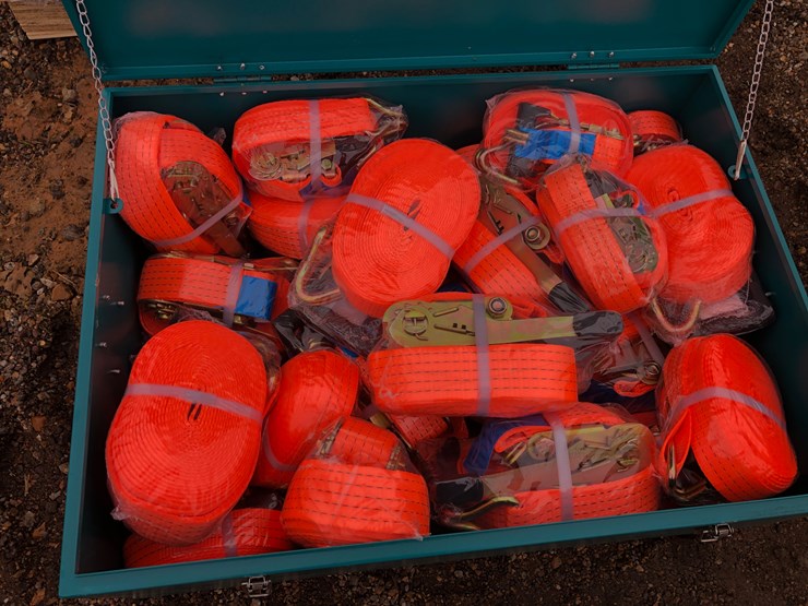 #23-•-(24)-ratchet-straps-&-metal-box-image-2