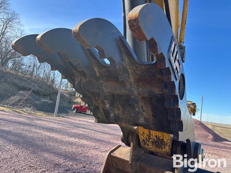 2016-kobelco-sk210-lc-9-image-15