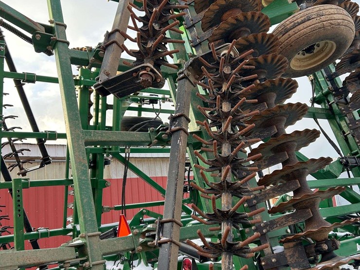 great-plains-3000tm-image-11