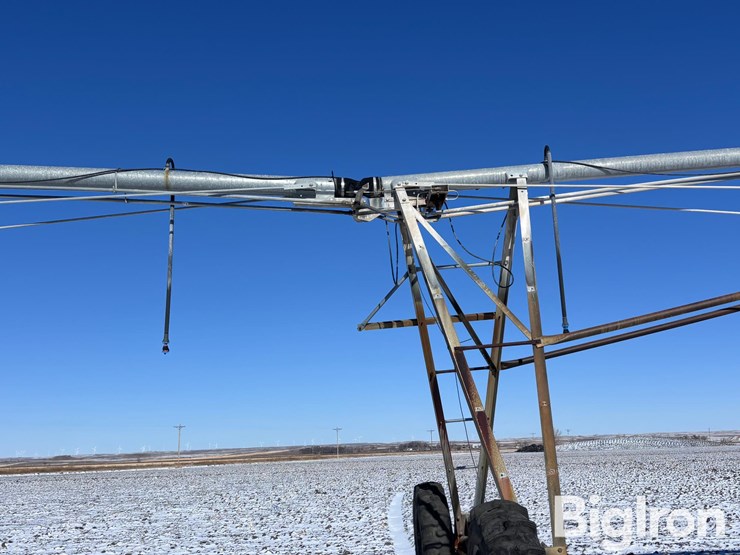 2013-t-l-7-tower-pivot-image-10