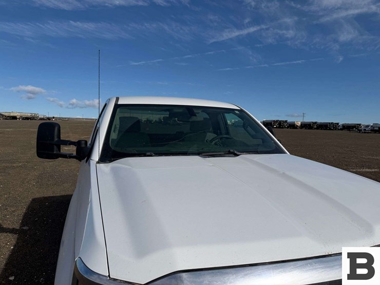 2018-chevrolet-silverado-3500-image-8