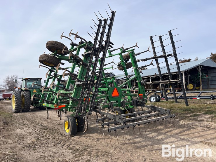 john-deere-2210-image-7