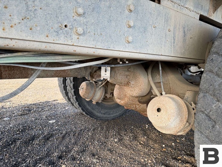 1998-international-4900-image-17