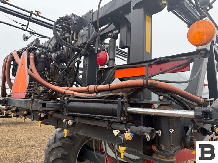 case-ih-precision-spray-160-image-31