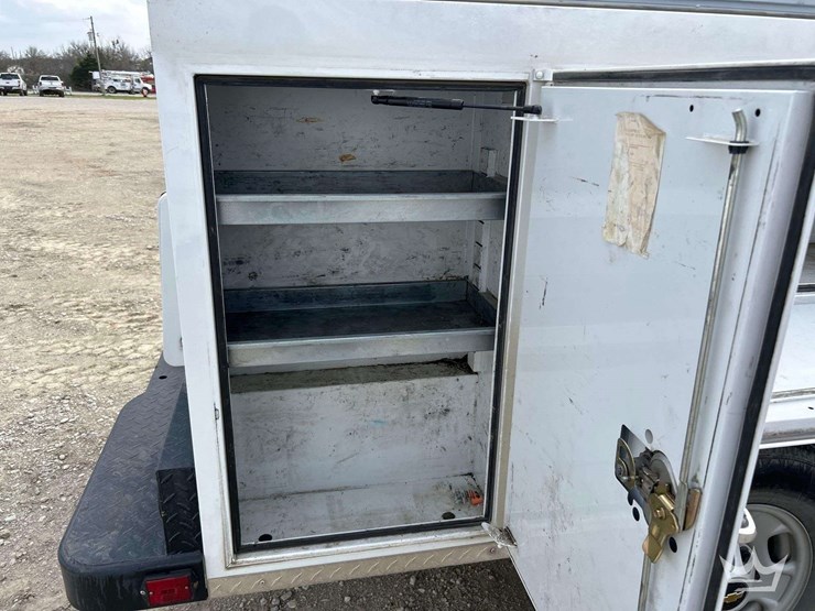 2021-chevrolet-silverado-2500-image-25