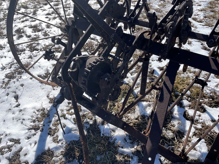 #3264-•-vintage-8'-digger-image-10