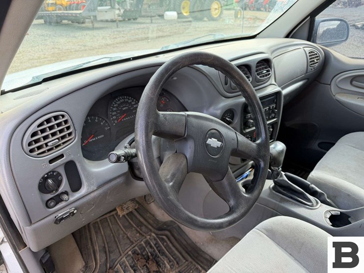 2008-chevrolet-trailblazer-image-9