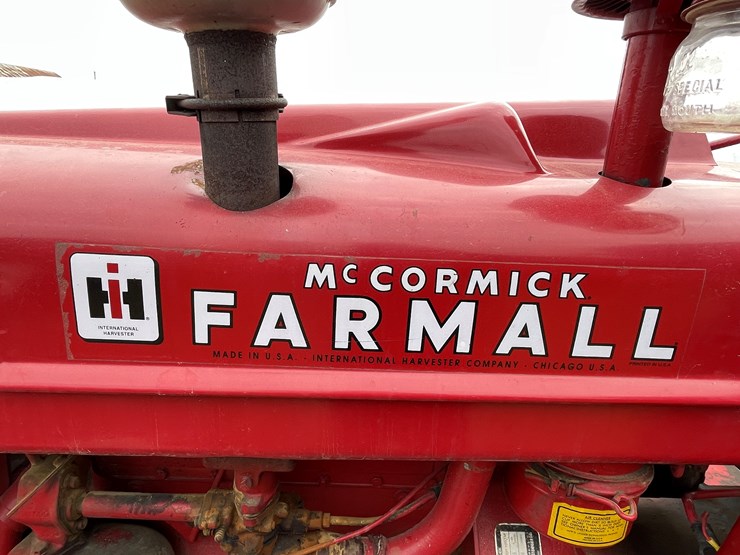 #3206-•-farmall-h-tractor-image-9