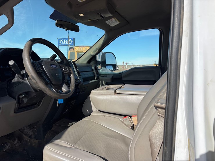 2018-ford-f250-image-17