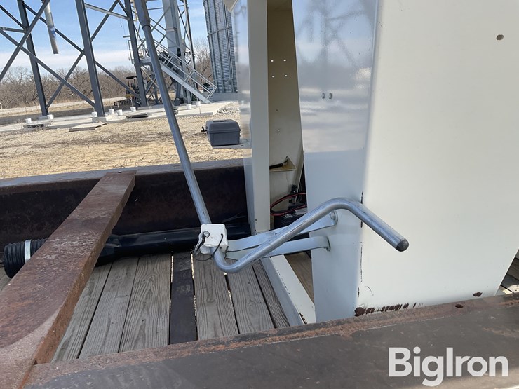 2013-meridian-375rt-image-12