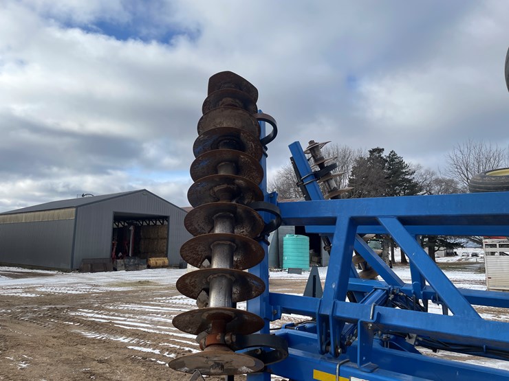 #1070-•-landall-6230-heavy-duty-disk-(somerset,-wi)-image-23
