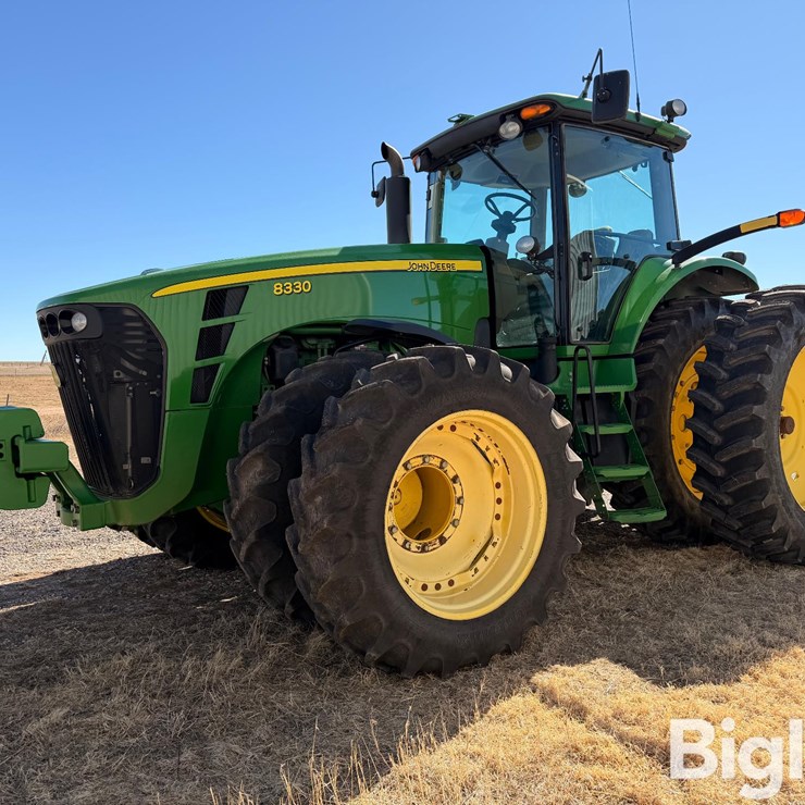 2007 JOHN DEERE 8330