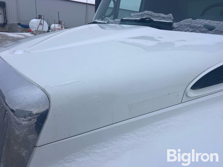 2004-international-durastar-4400-image-14