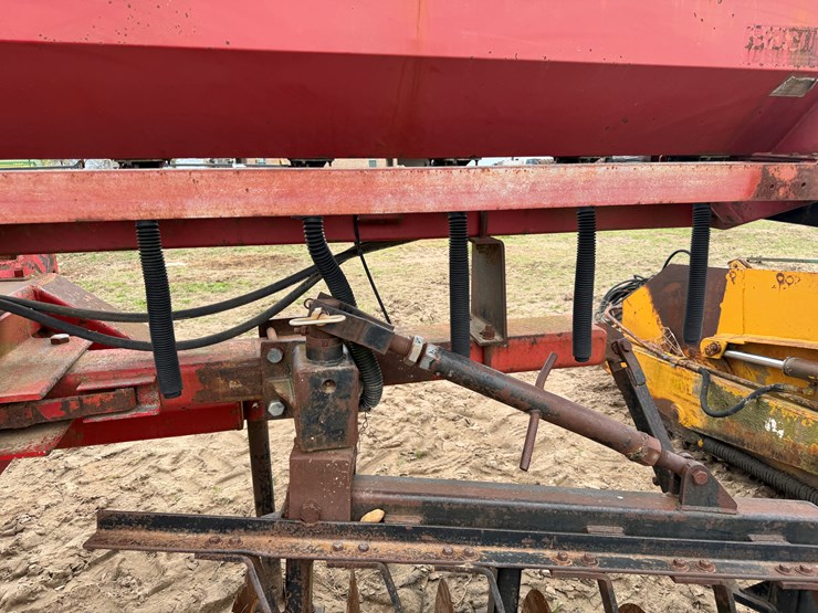 #41257-•-h&s-manufacturing-ls1440-levee-plow-w/-best-seeder-image-22