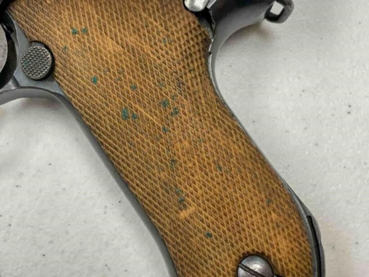 dwm-crown-luger-pistol-image-7