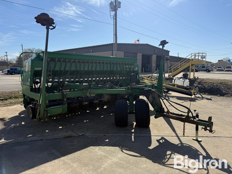 john-deere-1560-image-3