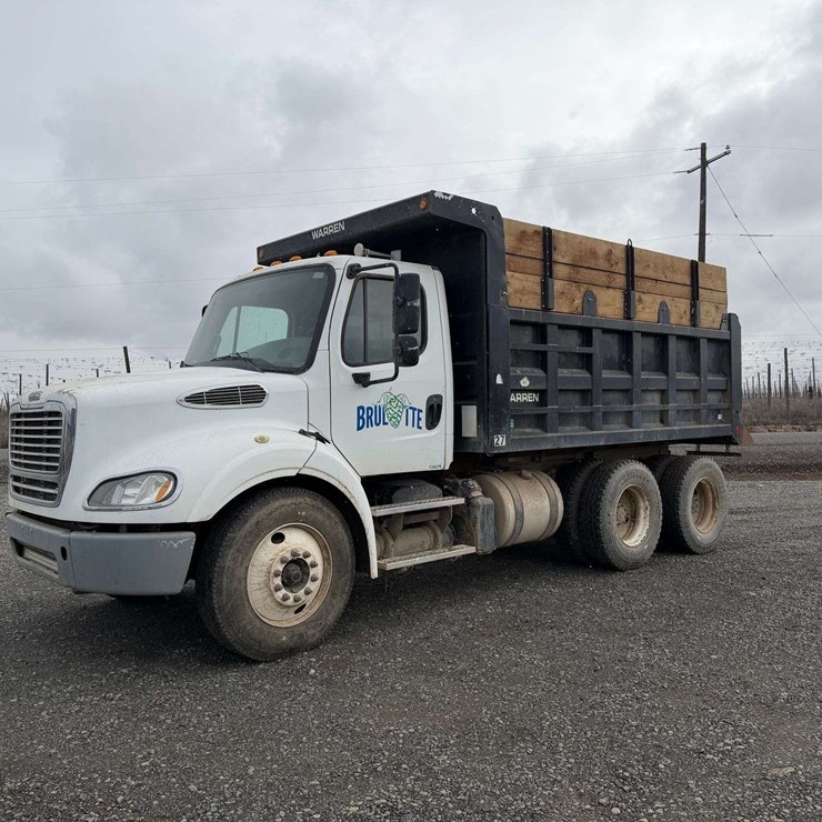 2013 Freightliner M2 Dump Truck