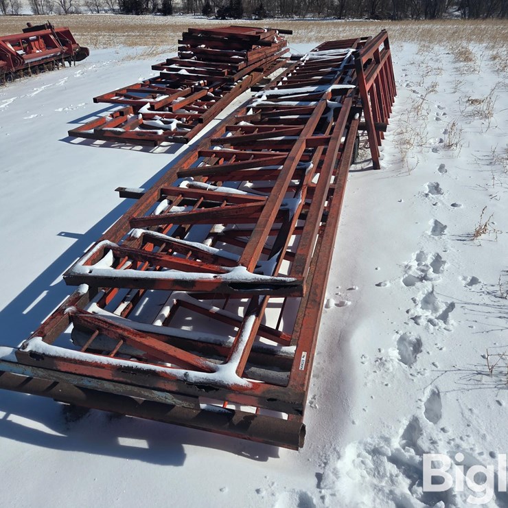 Fence Line Feeder Panels