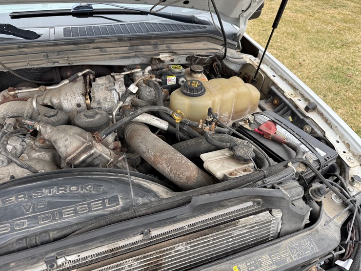 2010-ford-f350-image-37